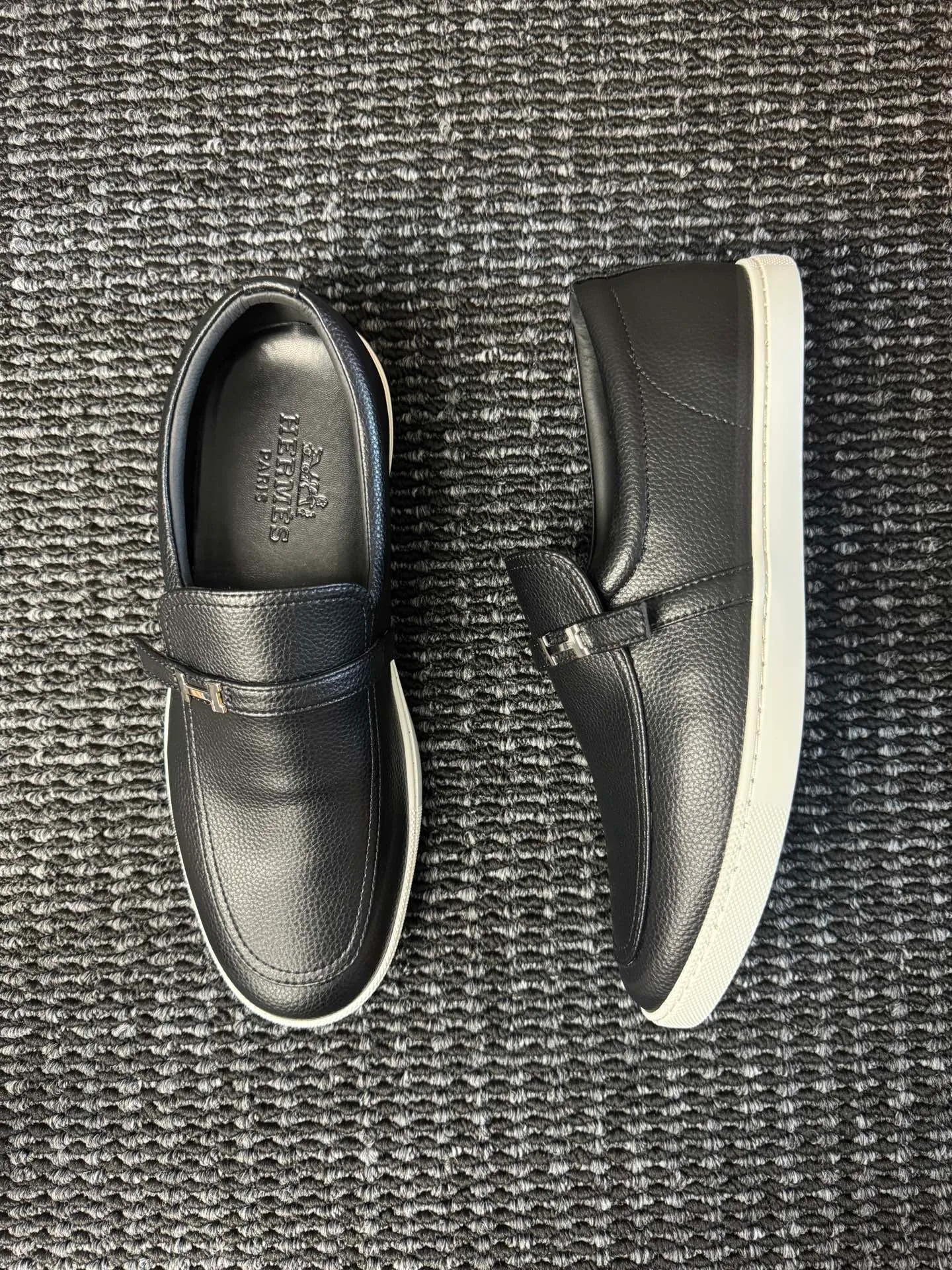 Men's men's shoes 💰440 [New style] 🪷🪷[HERMES] Hermès - High-end quality, the same style as the official website - Upper: 🔝 Nappa calfskin, with iconic H metal - Lining: water-dyed cowhide - Outsole: ultra-light TPU molded outsole - Ultra-high quality control·Fine workmanship: highlighted (high-end·luxury·grade) -Size: 38-44 (45 can be customized)·